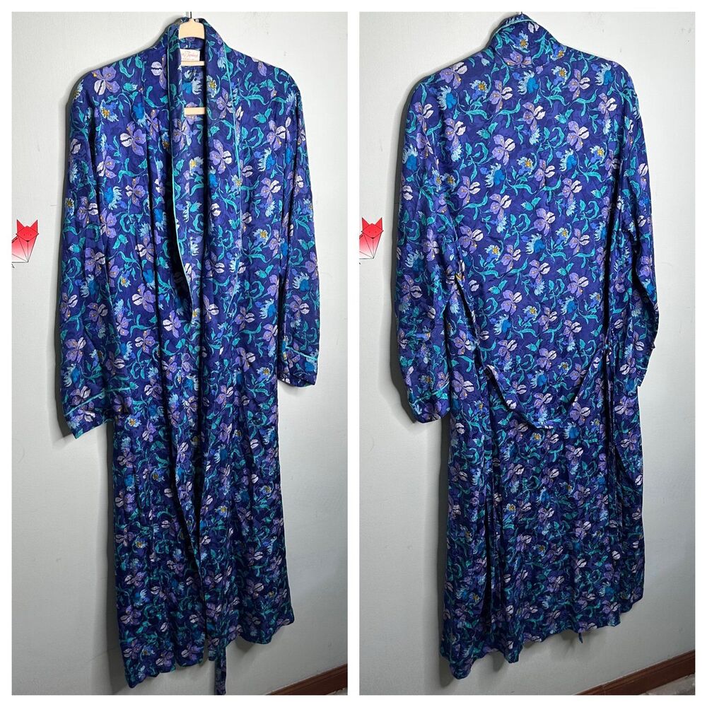 Vintage 1990s Vibrant Blue Iris Floral Robe with Tie 100% Silk Korean Made Lg